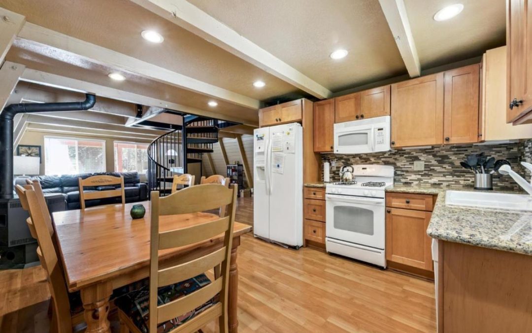 New 2 Beds 1.5 Bath Single Family Listing in South Lake Tahoe!